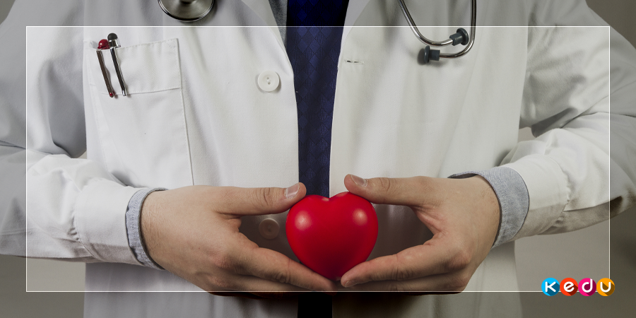 Что делает кардиолог