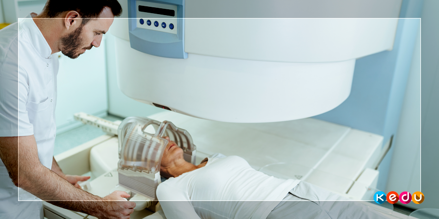 Обязанности рентгенлаборанта и чем занимается рентгентехнолог, какая подготовка ему нужна