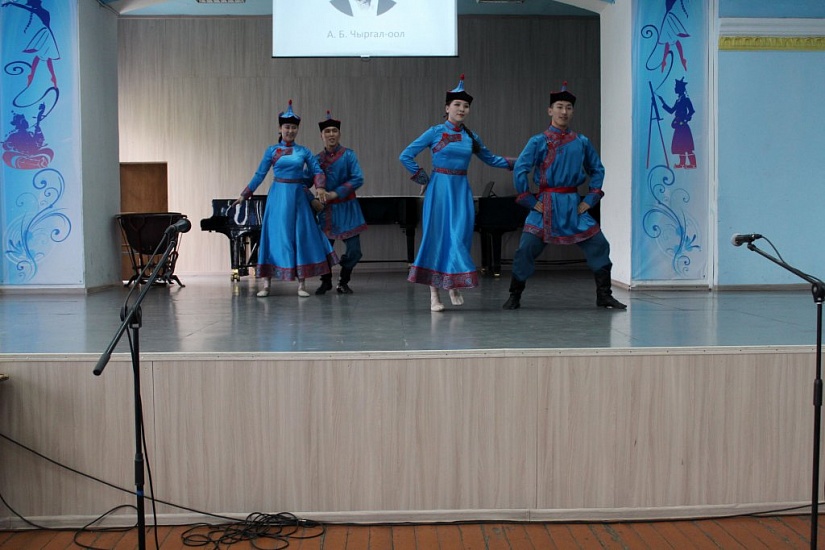 Кызылский колледж искусств им. А.Б. Чыргал-оола фото 3