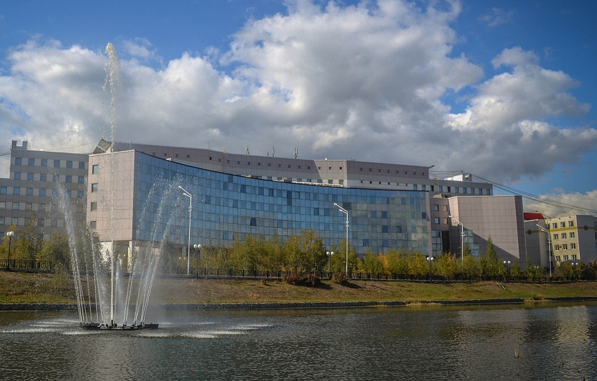 Северо-Восточный федеральный университет имени М.К. Аммосова фото