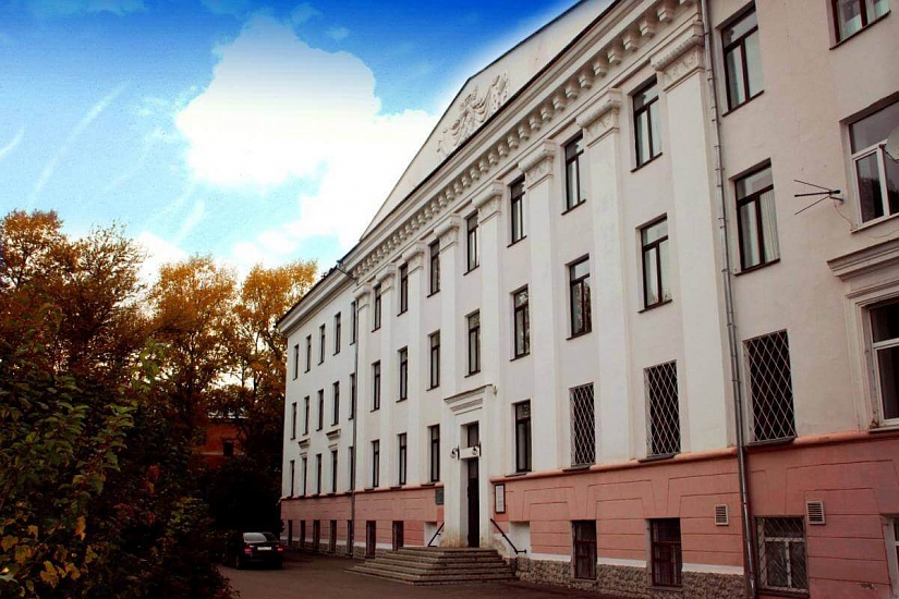Великолукский филиал Петербургского государственного университета путей сообщения Императора Александра I фото