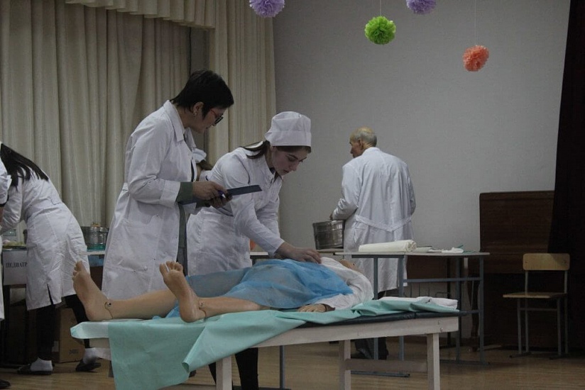 Карачаево-Черкесский медицинский колледж фото 2